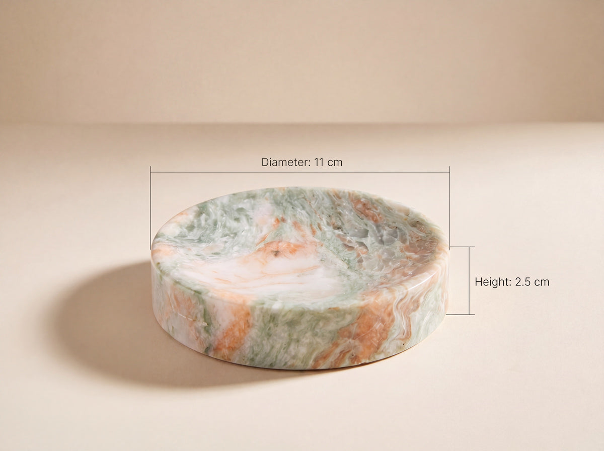 Round marble soap dish labelled with Diameter 11 cm and Height 2.5 cm